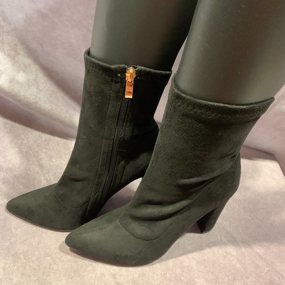 Risdoada Faux Suede Sock Booties - Picture 1 of 11